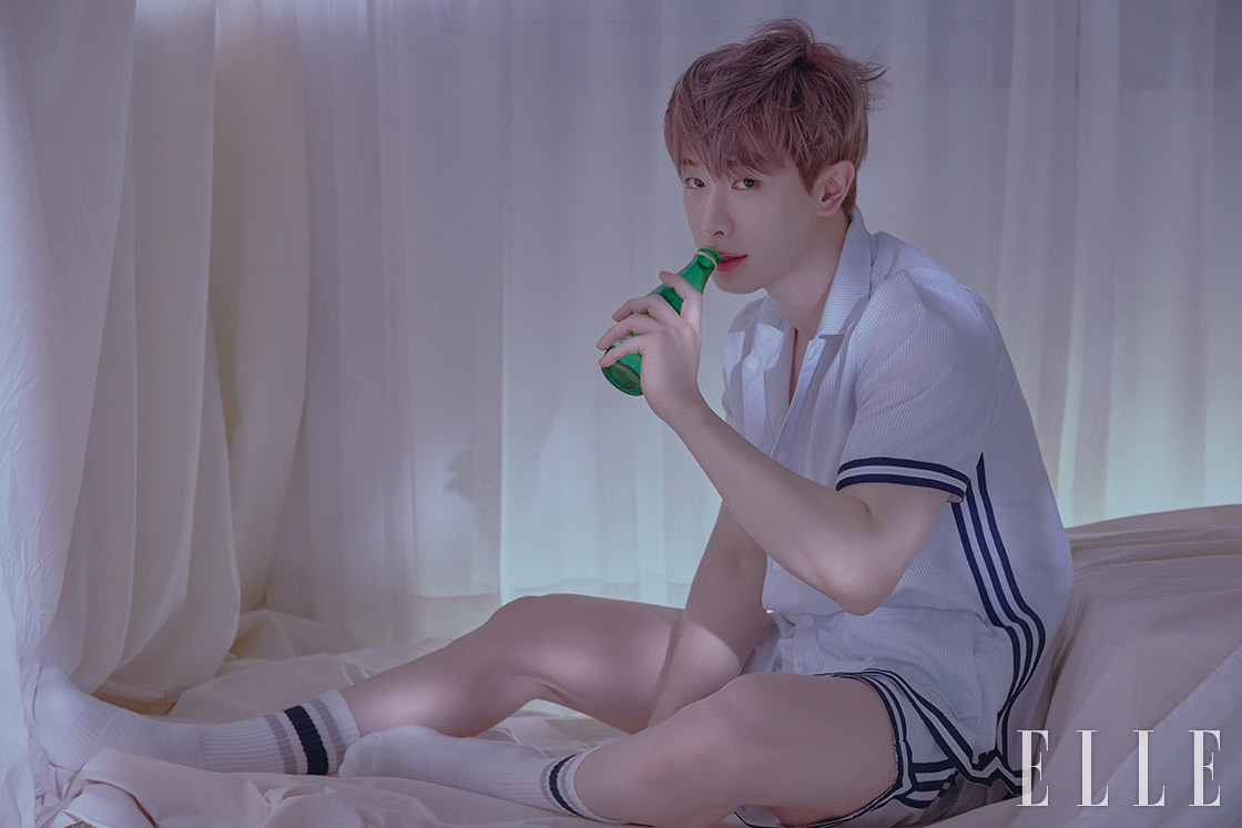 셔츠,팬츠 모두 아디다스 오리지널스, 삭스 스타일리스트 소장품