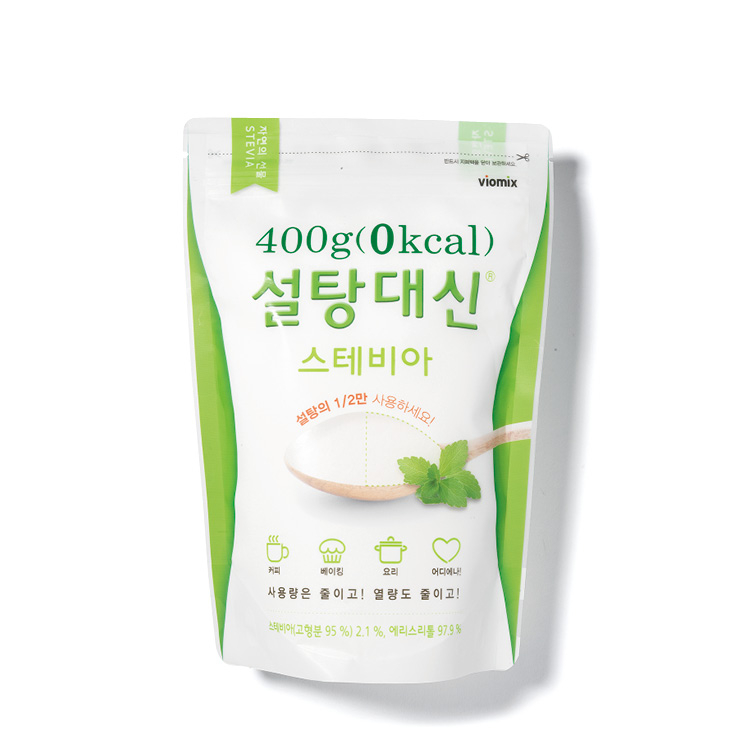 바이오믹스 설탕 대신 스테비아. 에리스리톨을 97.9%, 스테비아를 2.1%의 비율로 섞어 만든 천연 감미료. 칼로리가 없으며, 당도는 설탕의 2배에 해당한다. 