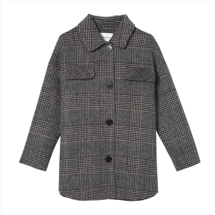 오버사이즈 울 셔츠 재킷은 85만9천원, Berenice. 