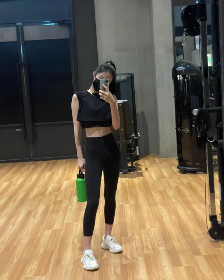 @marcellasne_
