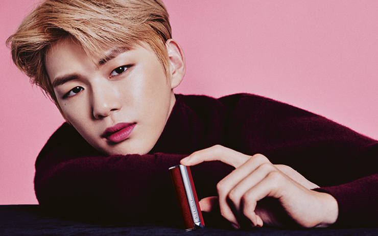  '지방시 뷰티'의 모델 강다니엘