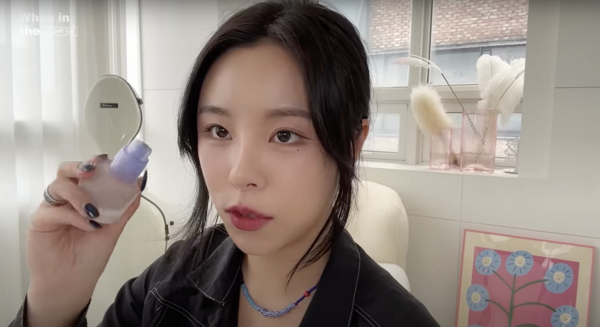 ‘휘인 Whee In’ 유튜브 영상 캡처
