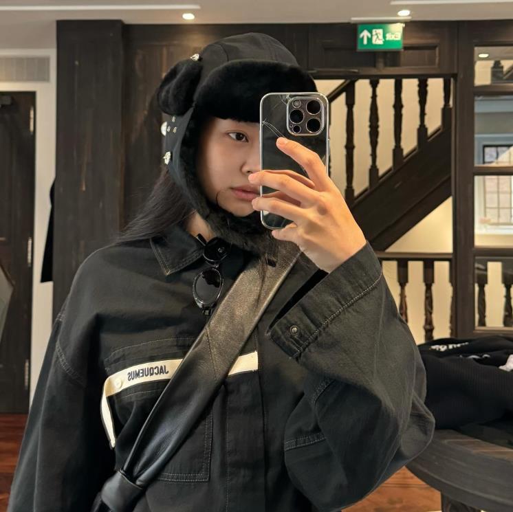 @jennierubyjane