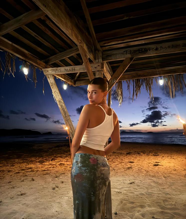 @haileybieber