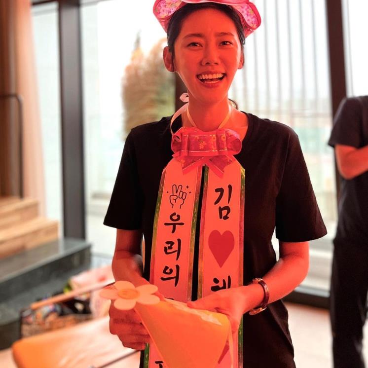 김혜수 생일파티 현장