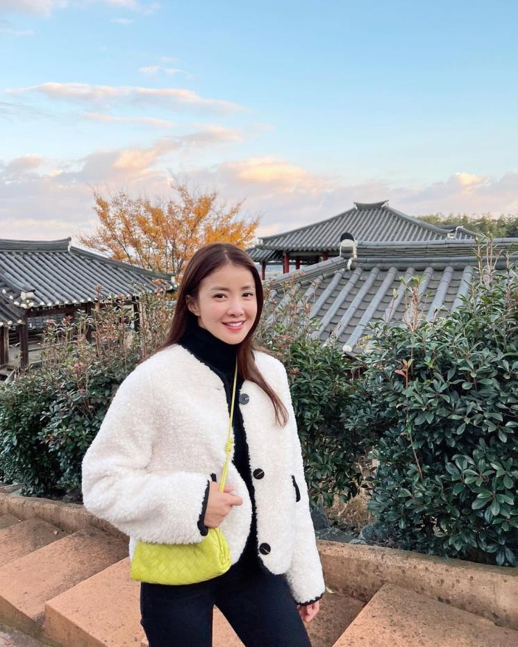 @leesiyoung38