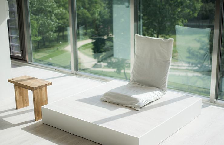 선정릉을 마주하고 있는 리프레쉬마인드. 수강 신청은 매달 셋째 주 월요일부터 홈페이지 (refreshmind.co.kr)에서 가능하다. 