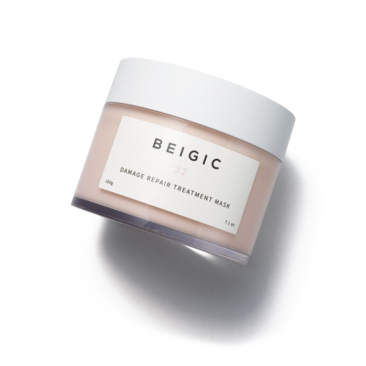 펌으로 약해진 모발에 영양을 공급해 탄력 있는 모발로 가꿔주는 데미지 리페어 트리트먼트 마스크, 4만3천원, Beigic.