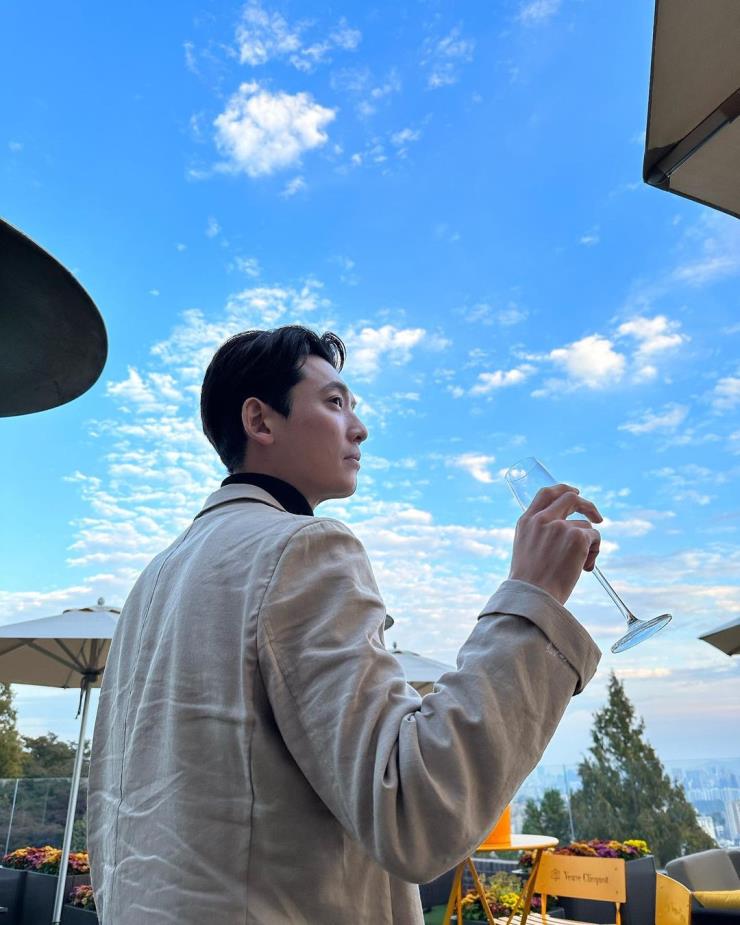 정경호