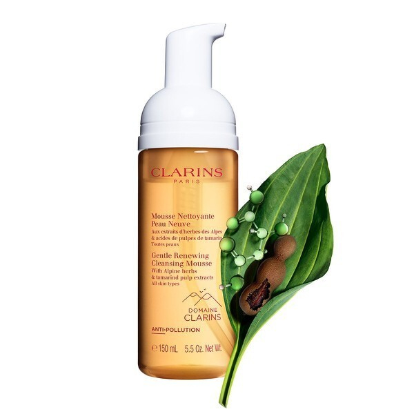 클라랑스 젠틀 무스 클렌저 - 순한 식물 유래 음이온 계면활성제가 순간적으로 미세한 거품을 일으킨다. 모링가 추출물 함유. 150mL 4만8천원. 