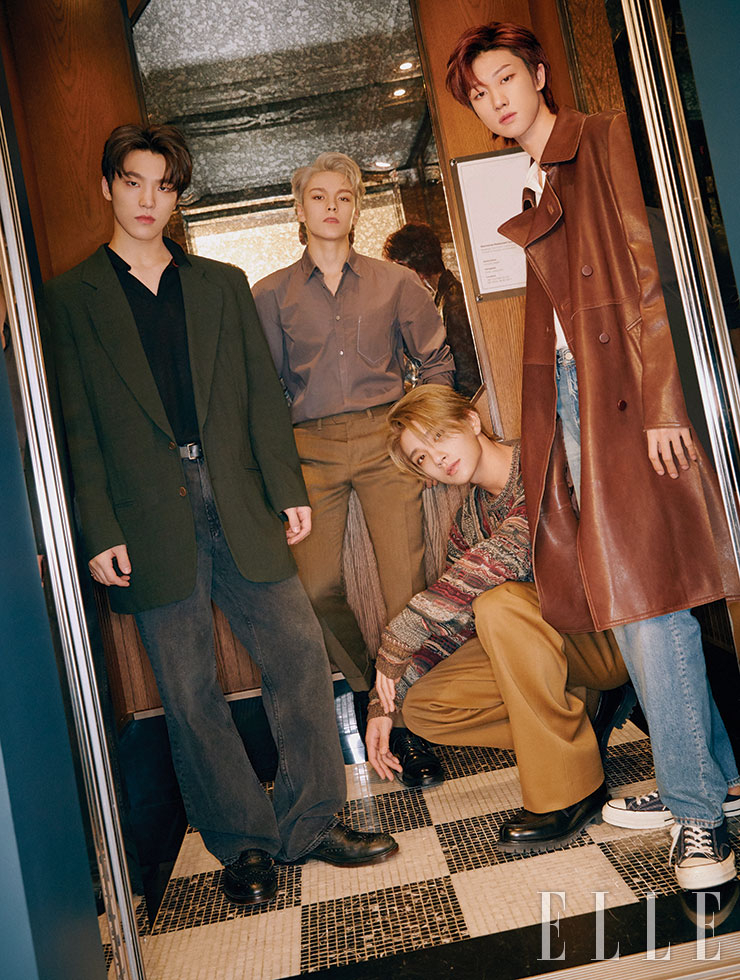 디노가 입은 카키 컬러 재킷은 Vintage Santa. 블랙 셔츠는 Club Monaco. 팬츠는 Levi’s. 레이스업 슈즈는 Polo Ralph Lauren. 버논이 입은 브라운 스티치 장식의 셔츠는 Maison Margiela. 팬츠는 Man on the Boon. 슈즈는 Unipair. 조슈아가 입은 빈티지한 니트는 Vintage Santa. 캐멀 팬츠는 Ami. 슈즈는 스타일리스트 소장품. 디에잇이 입은 레더 트렌치코트는 Kimseorong Homme. 이너 웨어와 팬츠는 모두 Acne Studios. 스니커즈는 Converse.