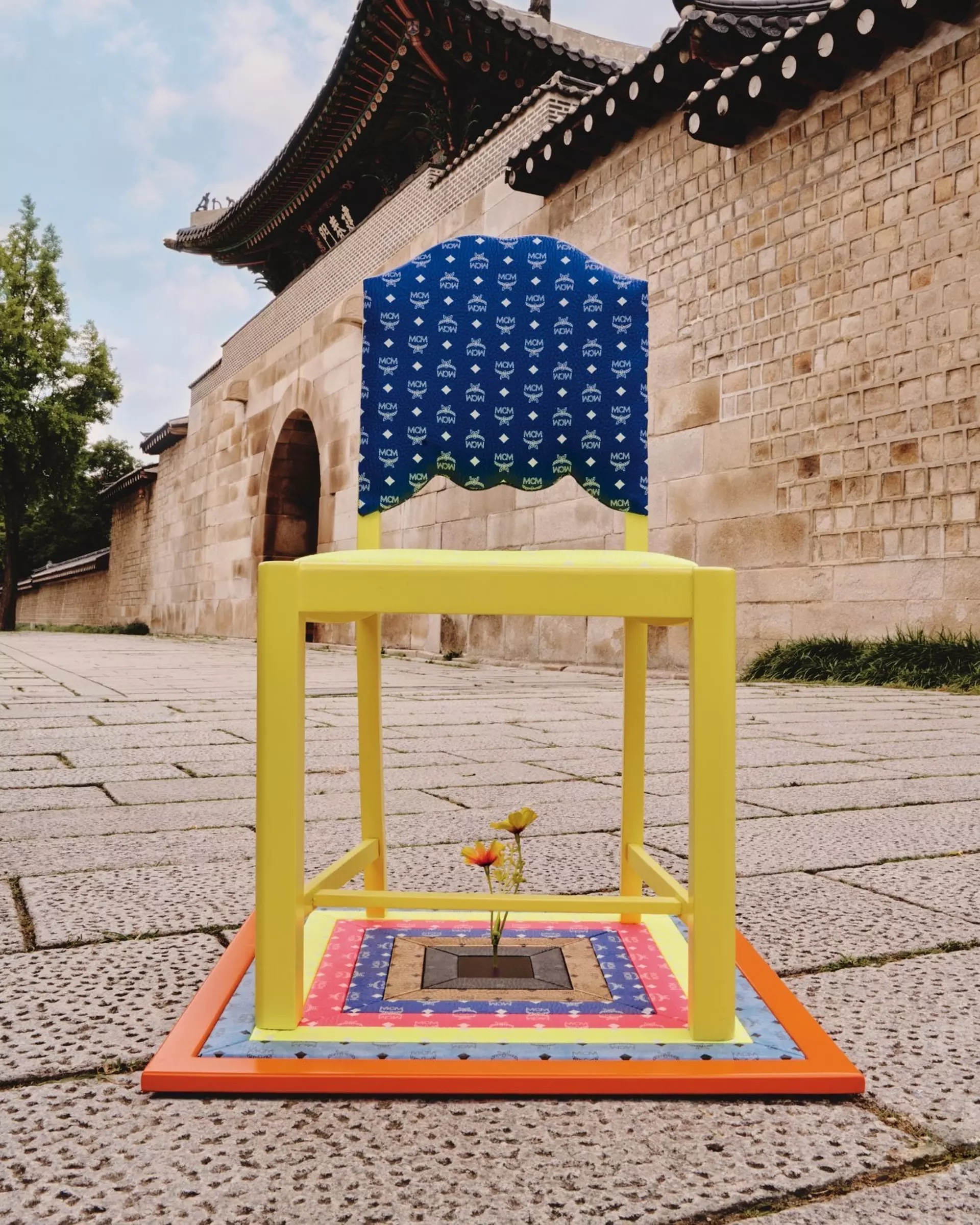 MCM x Yinka Ilori for 프리즈 서울 2023