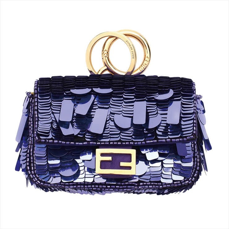 밤하늘 같은 딥 퍼플 컬러의 스팽글 미니 백은 가격 미정, Fendi.