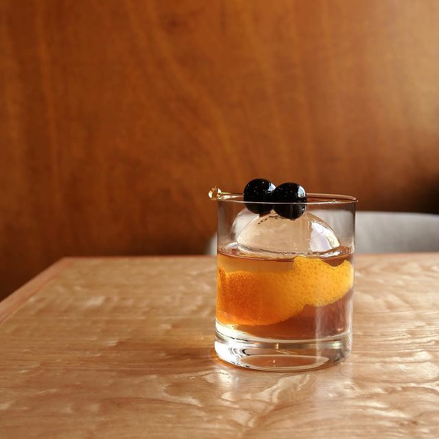 @bourbon.bar 
