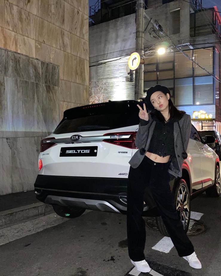 @jennierubyjane