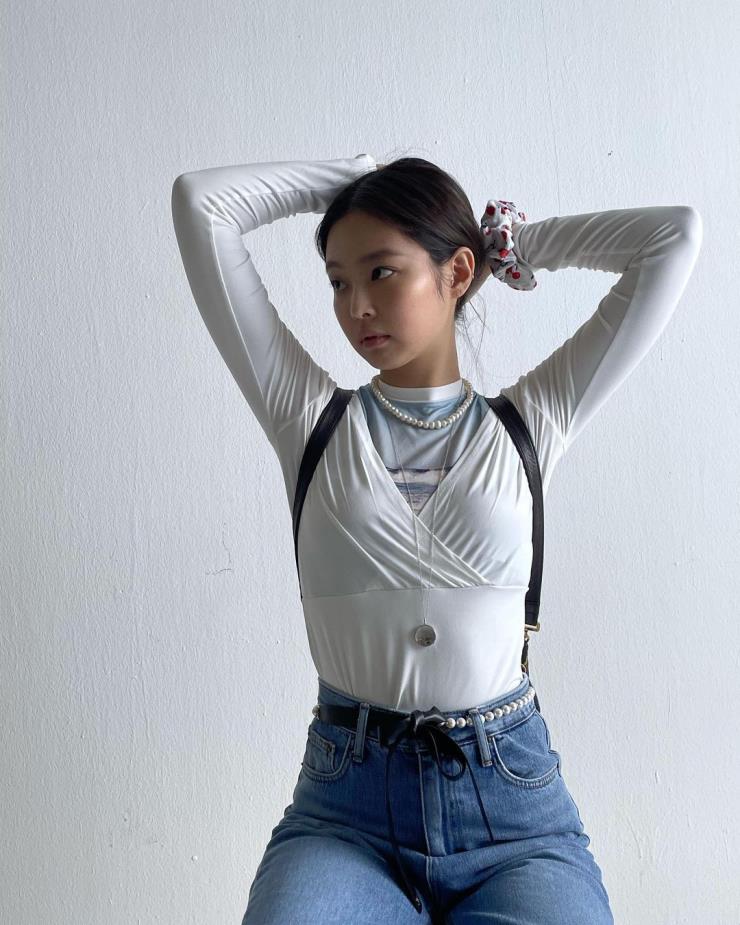 @jennierubyjane