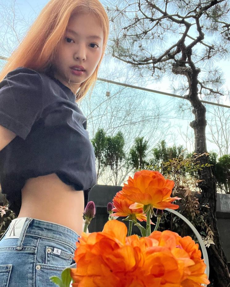@jennierubyjane