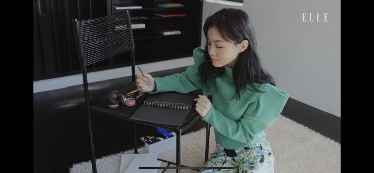 Nars x ELLE ″Dear. Darlling″ 영상 스틸 이미지