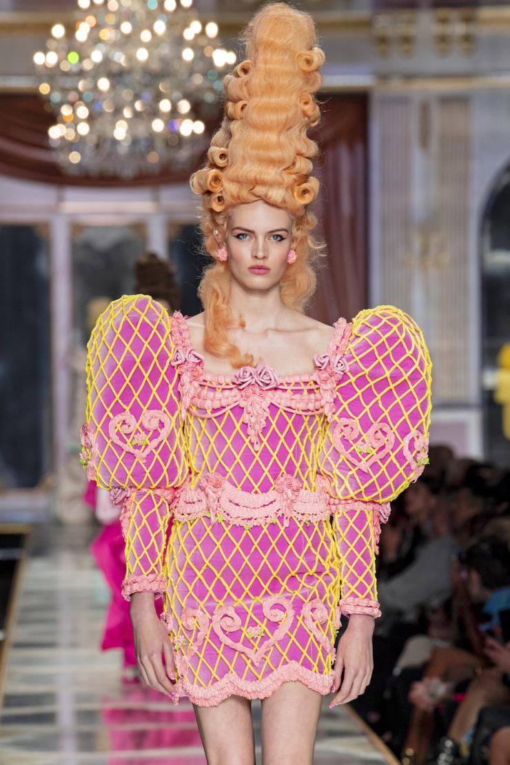 모스키노 2020 F/W 컬렉션. @IMAXtree.com