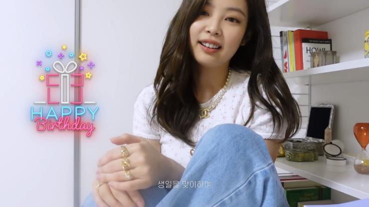제니 유튜브 영상 캡처