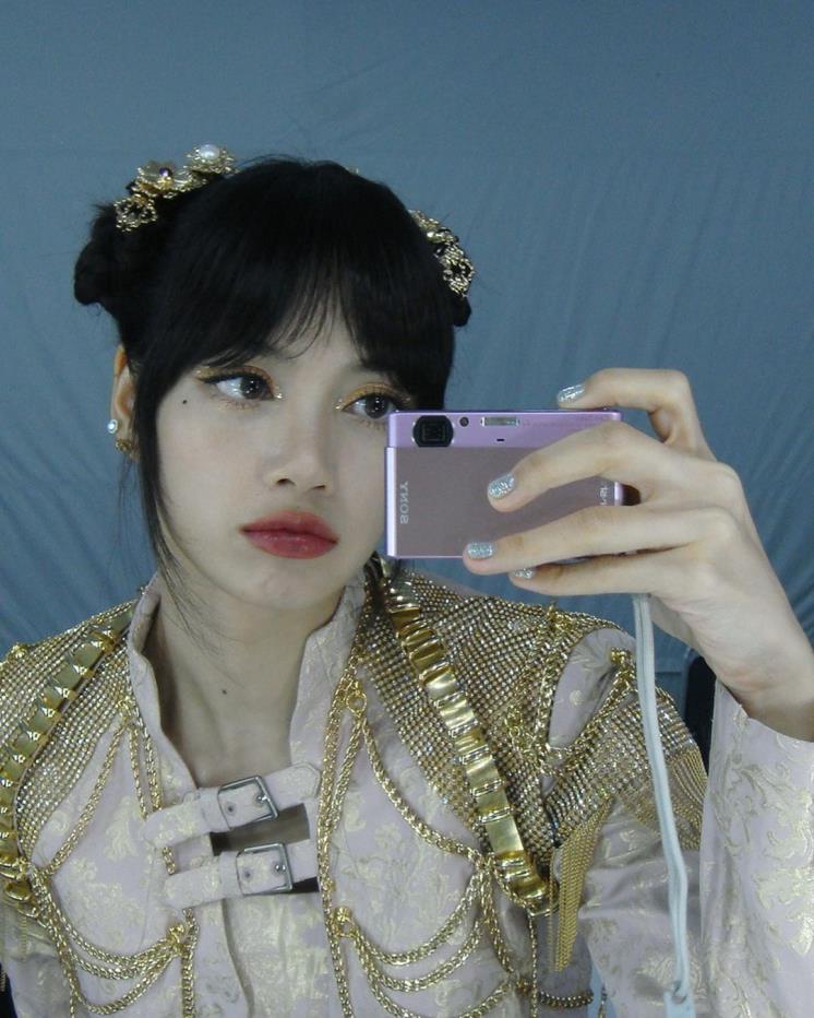 @lalalalisa_m