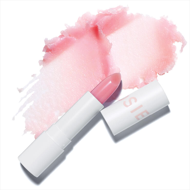 천연 설탕을 10% 함유해 입술 위에서 부드럽게 녹아들 듯 각질을 제거해 주는 립 스크럽, 1만2천8백원, Siero.