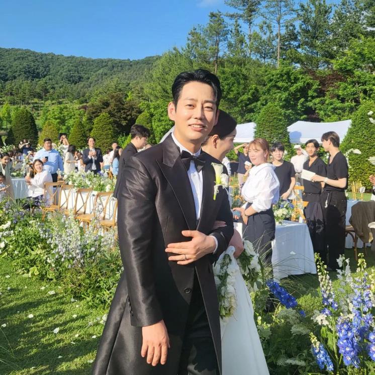 테이 결혼식