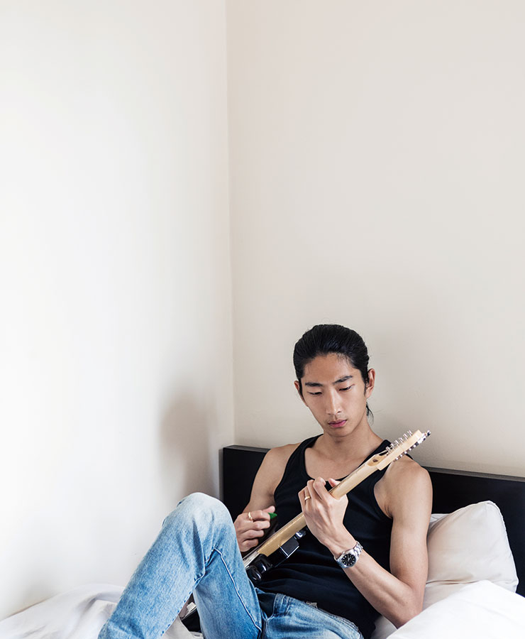 평소 청바지와 티셔츠 같이 캐주얼 스타일을 즐긴다. 좋아하는 브랜드는 롤렉스와 나이키.