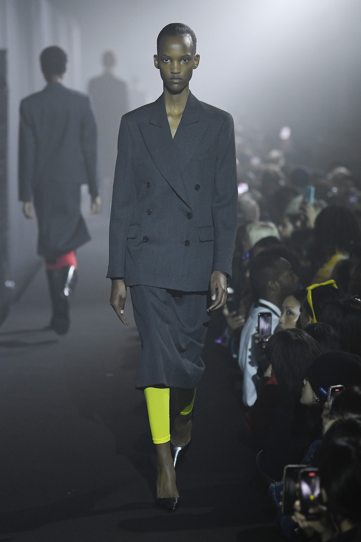 런던에서 열린 2023 SS Raf Simons 마지막 컬렉션/ IMAXtree