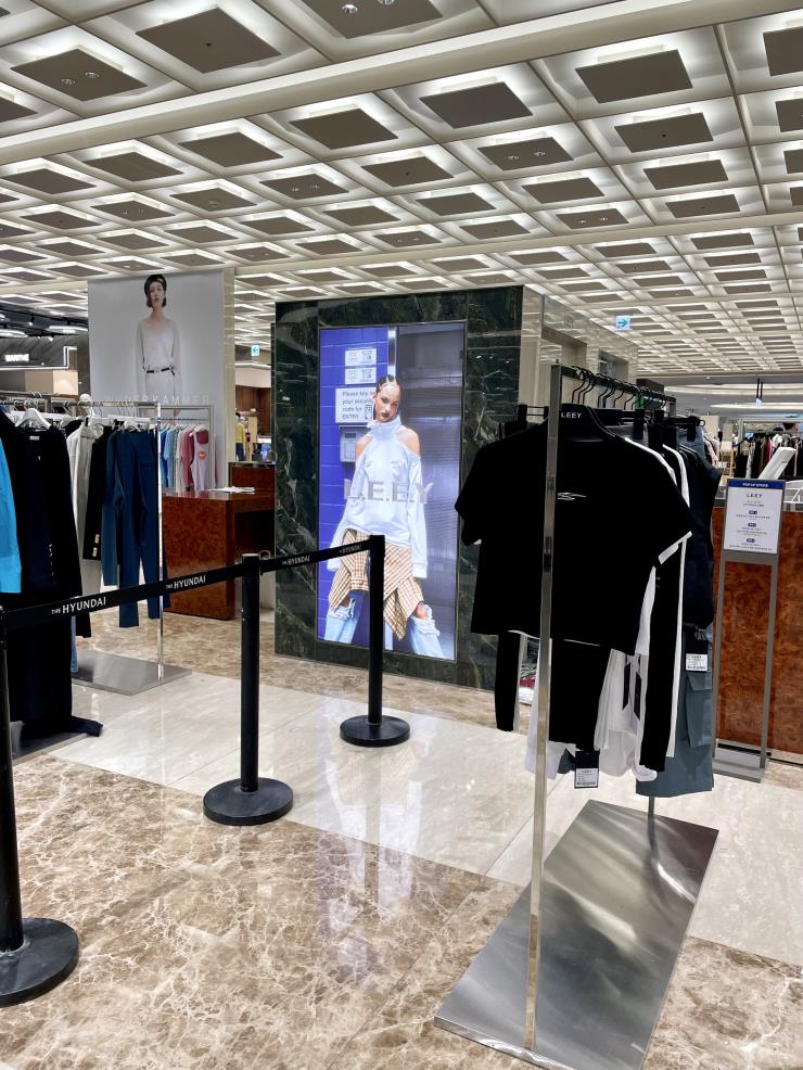 <L.e.e.y> 팝업 스토어 현장