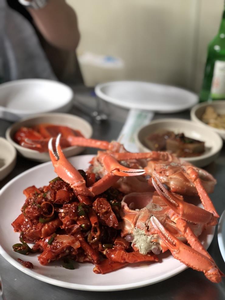 유람선 - 이것이 바로 홍게무침!