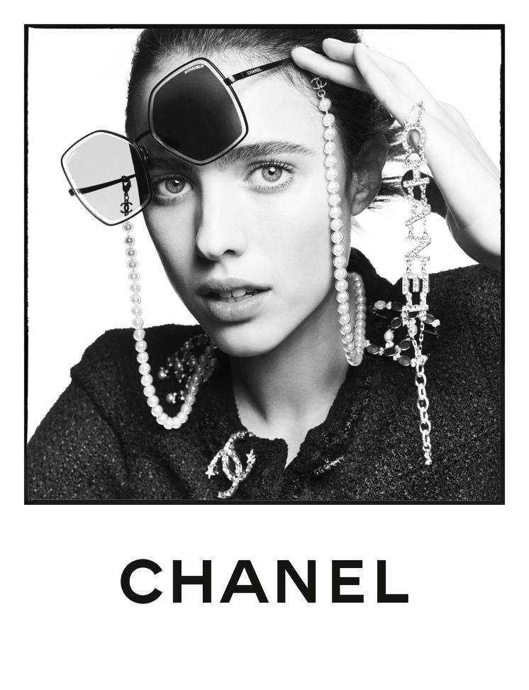 샤넬 광고 캠페인 속 마가렛 퀼리 ©Chanel