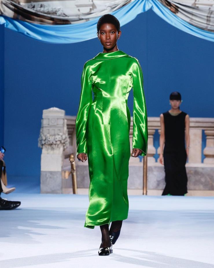 토리 버치 2023 F/W 컬렉션