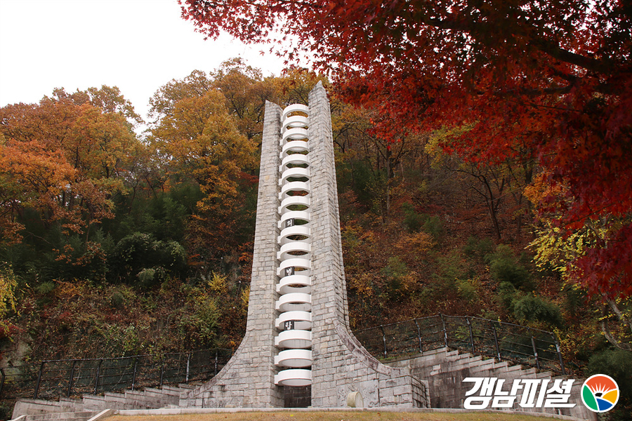 충익사