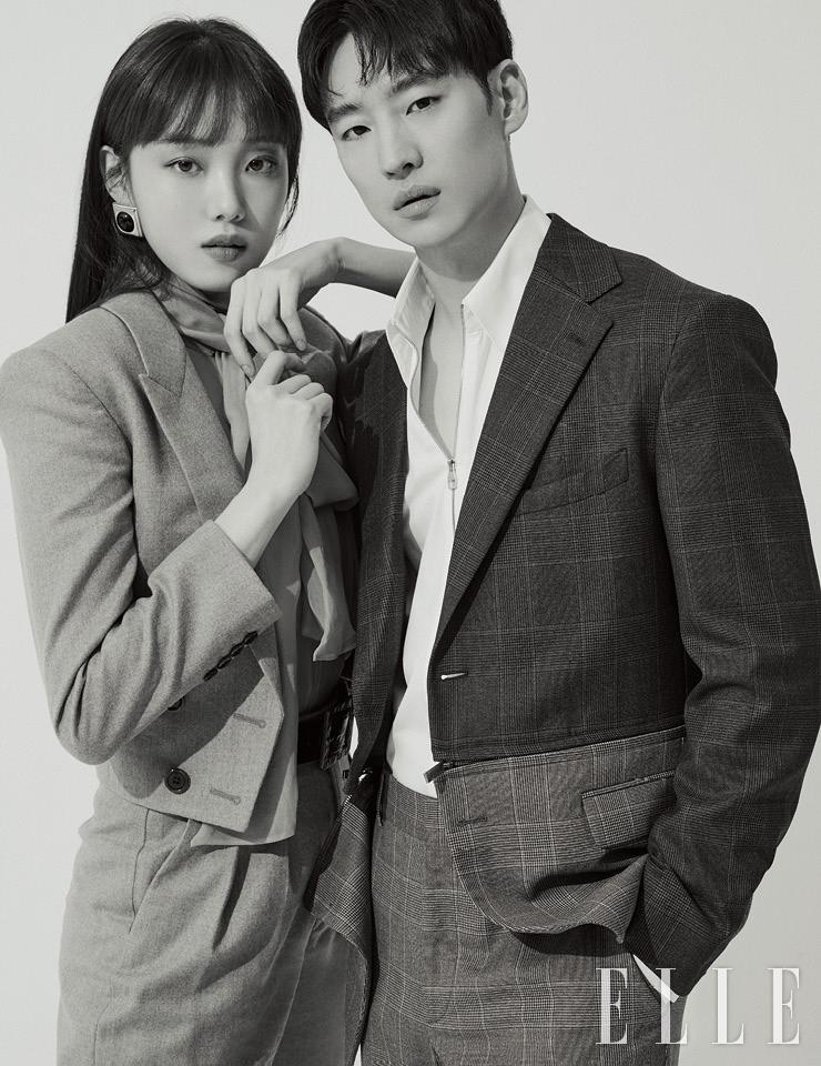 이성경이 입은 그레이 재킷과 팬츠, 시스루 셔츠는 Saint Laurent by Anthony Vaccarello. 이제훈이 입은 지퍼 디테일의 글렌 체크 재킷과 팬츠는 모두 Fendi. 집업 셔츠는 Dunhill. 