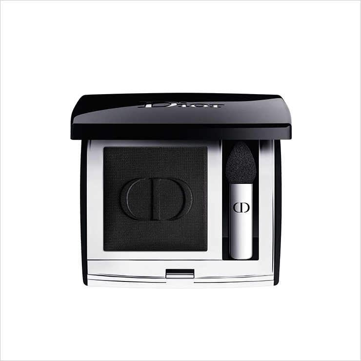 모노 꿀뢰르 꾸뛰르, 098 블랙보우, 5만3천원, Dior Beauty.