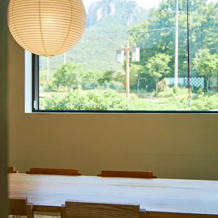 백운차실 