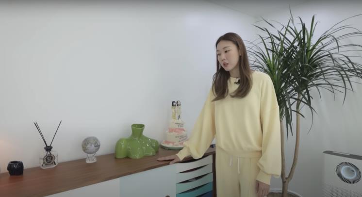 ‘한혜진 Han Hye Jin’ 유튜브 영상 캡쳐