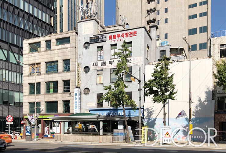 아지노모도(1909년 출시된 일본 화학조미료) 본포 ㈜스즈키상점 조선사무소. 고문서는 신축 당시의 외관에 대한 기록이다.