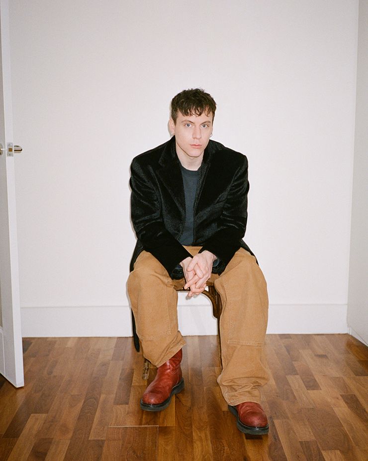   알렉산더 맥퀸의 크리에이티브 디렉터 션 맥기르.