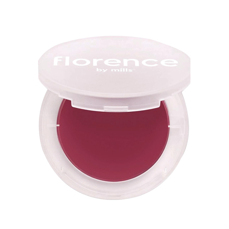 피부에 파우더리하게 밀착돼 다른 메이크업이 밀리거나 지워지지 않는 치크 미 레이터 크림 블러쉬, 14파운드(국내 미출시), Florence by Mills.