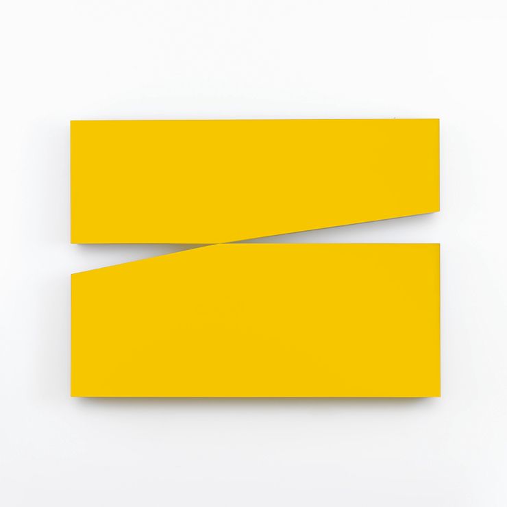  ‘Amarillo - Uno’(1971). ©Carmen Herrera, Courtesy Lisson Gallery