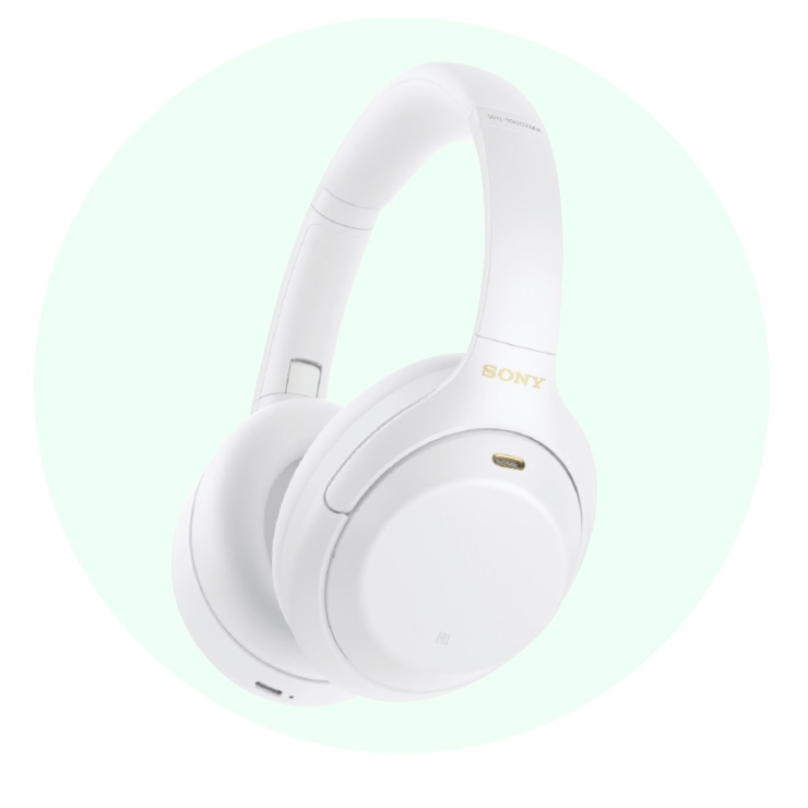 ‘WH-1000XM4’ 사일런트 화이트. 45만9천원, SONY.