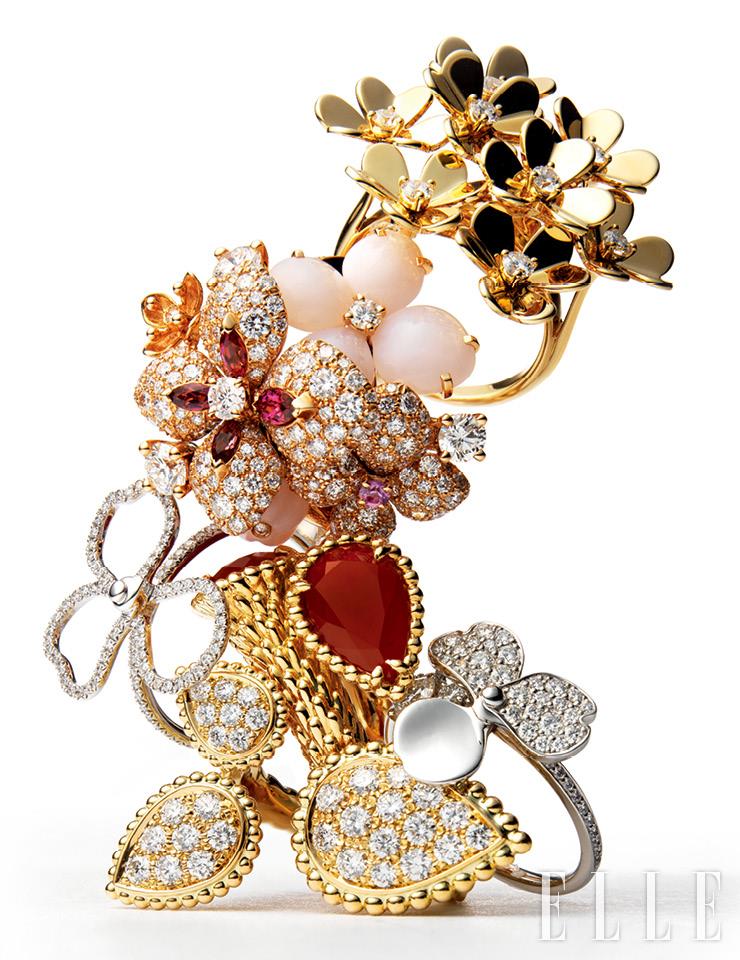 8개의 꽃송이가 모인 프리볼 링은 1천1백만원대, Van Cleef & Arpels. 수국을 모티프로 한 호텐시아 링은 가격 미정, Chaumet. 플래티넘에 다이아몬드를 세팅한 티파니 페이퍼 플라워 다이아몬드 오픈 플라워 링과 클러스터 링은 가격 미정, 모두 Tiffany & Co.. 두 개의 페어 컷 커넬리언을 사용한 쎄뻥 보헴 카닐리언 투 헤드 링은 6백만원대, 3개의 꽃잎이 펼쳐진 쎄뻥 보헴 트리플 모티브 링은 1천만원대, 모두 Boucheron. 