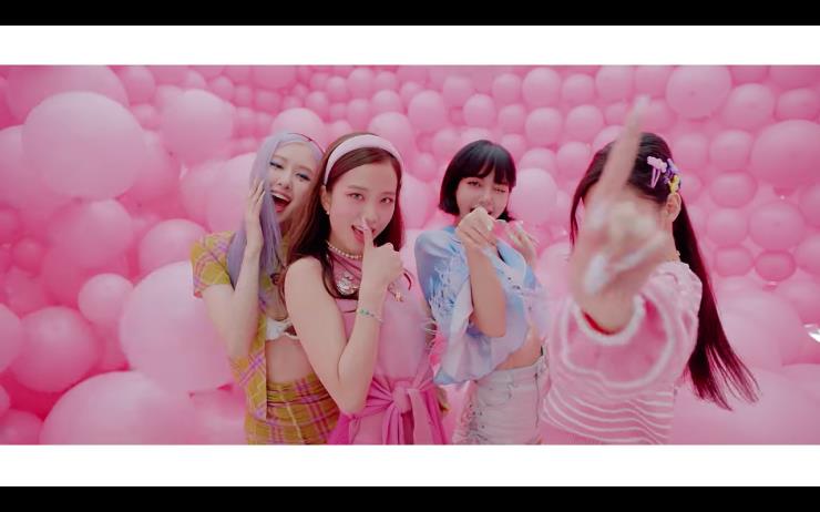 BLACKPINK - 'Ice Cream (with Selena Gomez)' M/V