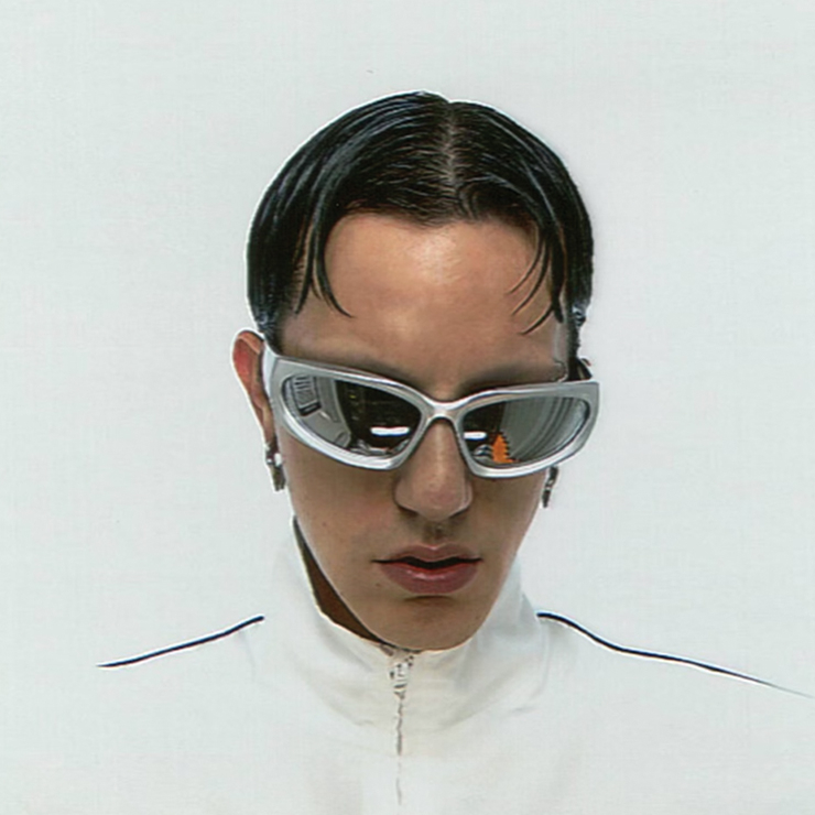 BFRND의 ‘Sunglasses at night’