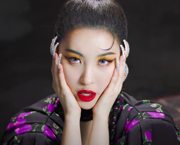 선미 MV <꼬리> 캡처
