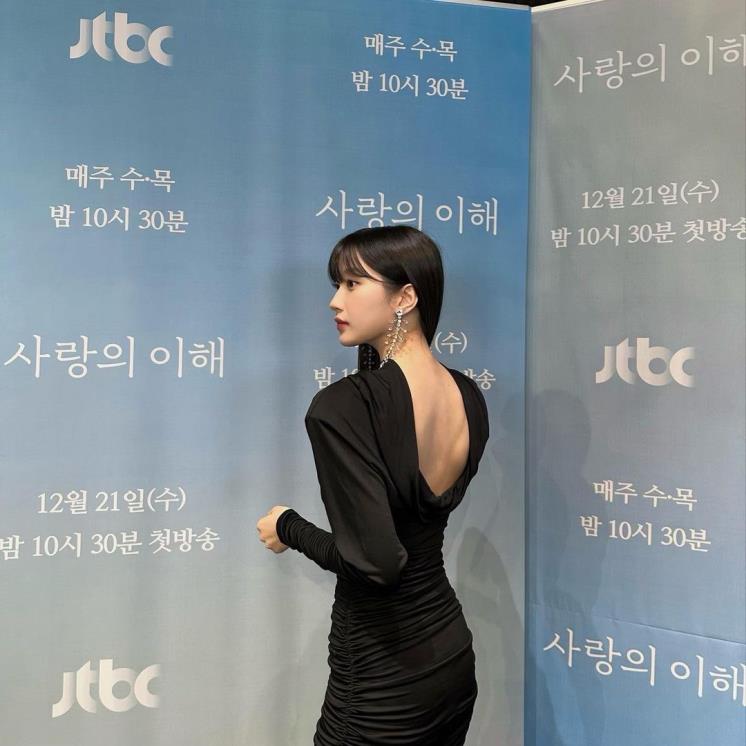 @m_kayoung