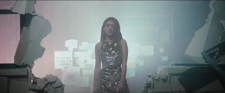 SOMI - 'What You Waiting For' M/V에서 캡쳐.