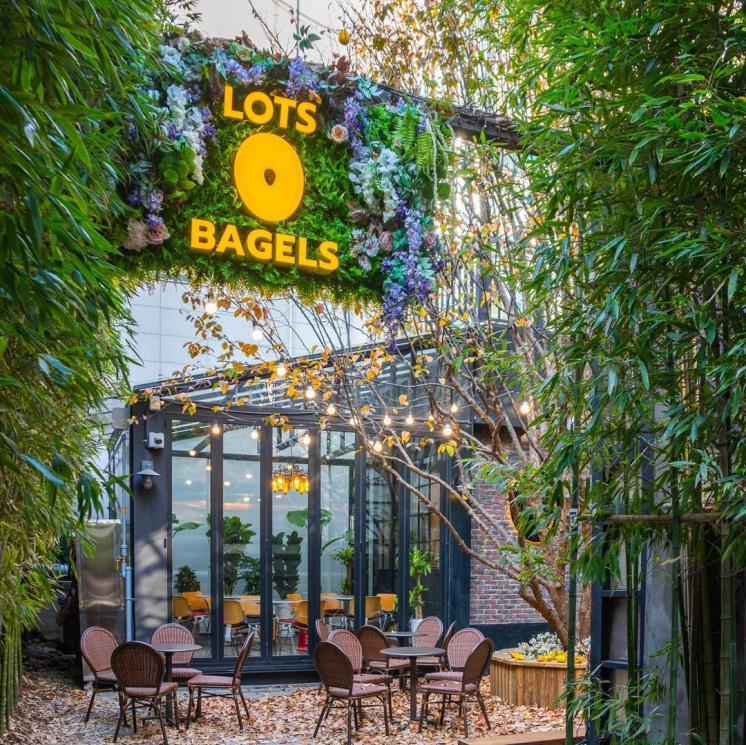 @newyorklotsobagels